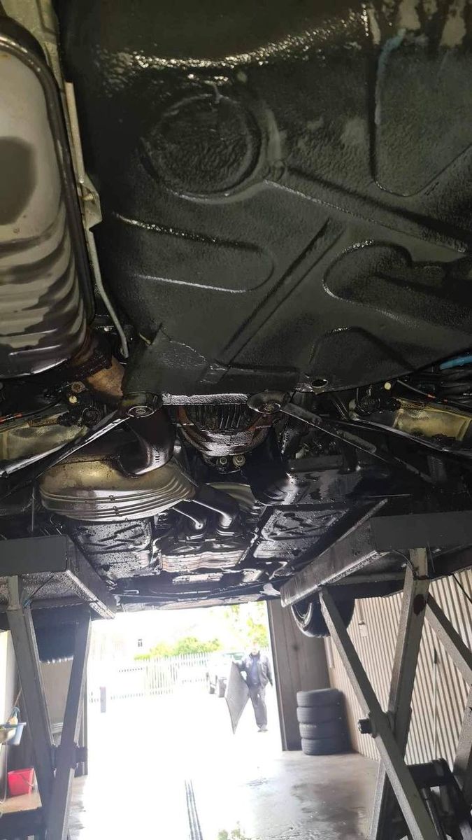 Fahrzeugabbildung Mercedes-Benz SL 500 TEMPOMAT ELEK.SITZE LEDER