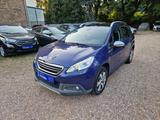 Peugeot 2008 Klimatro 95Tkm Pano LED Navi Tempom Sitzhzg - blaue Peugeot 2008