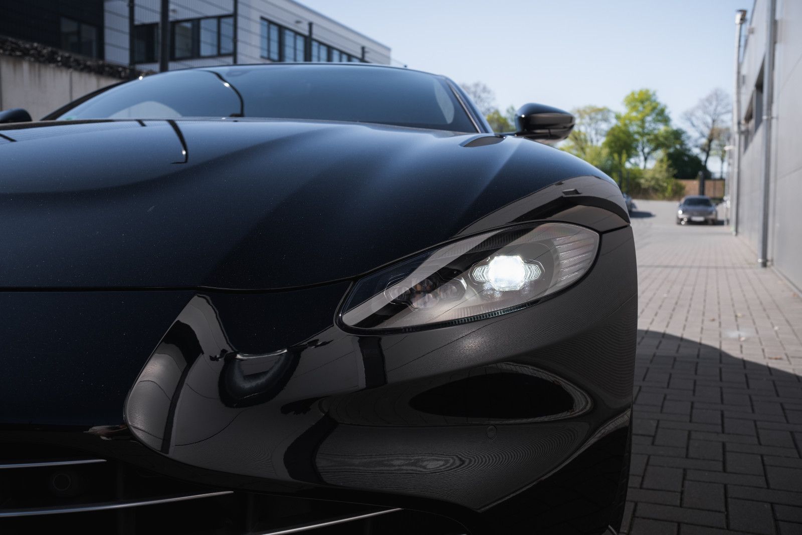 Fahrzeugabbildung Aston Martin V8 Vantage 4.0 V8 - Sitzbelüftung-Service neu