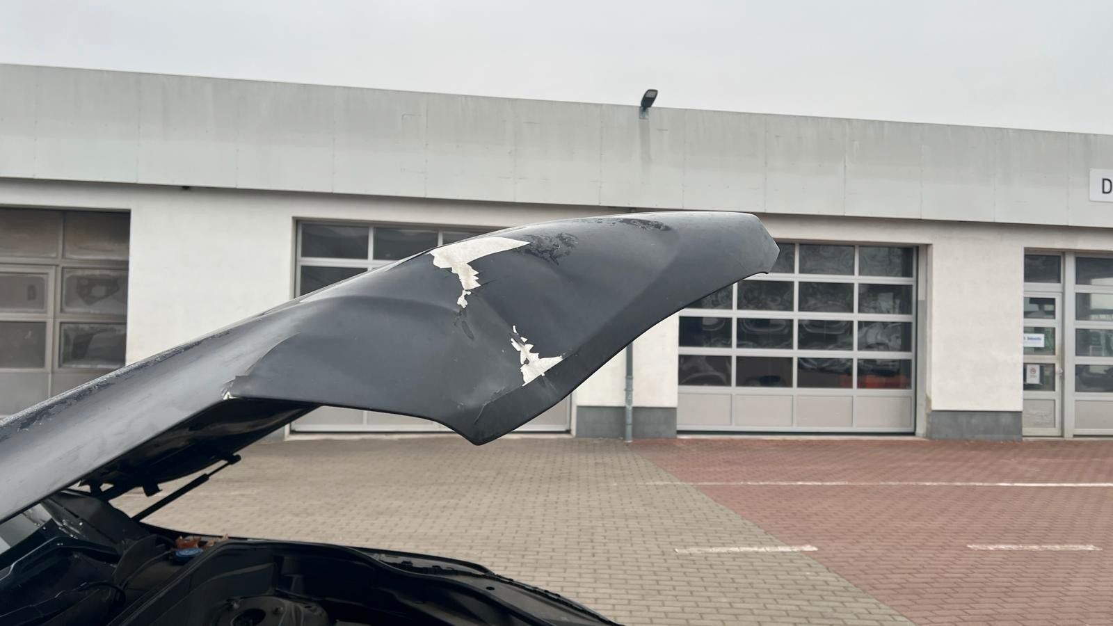 Fahrzeugabbildung Volvo XC90 Inscription AWD Frontschaden