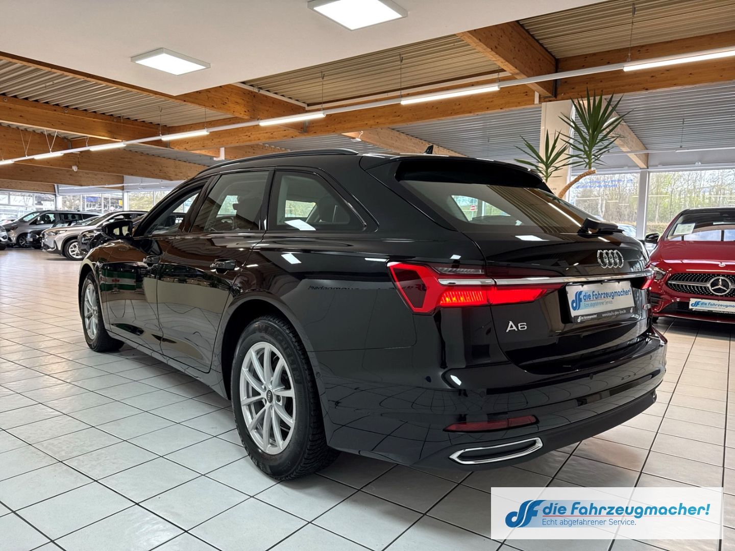 Fahrzeugabbildung Audi A6 Avant 40 TDI Navi LED ACC El. Heckklappe Mehr