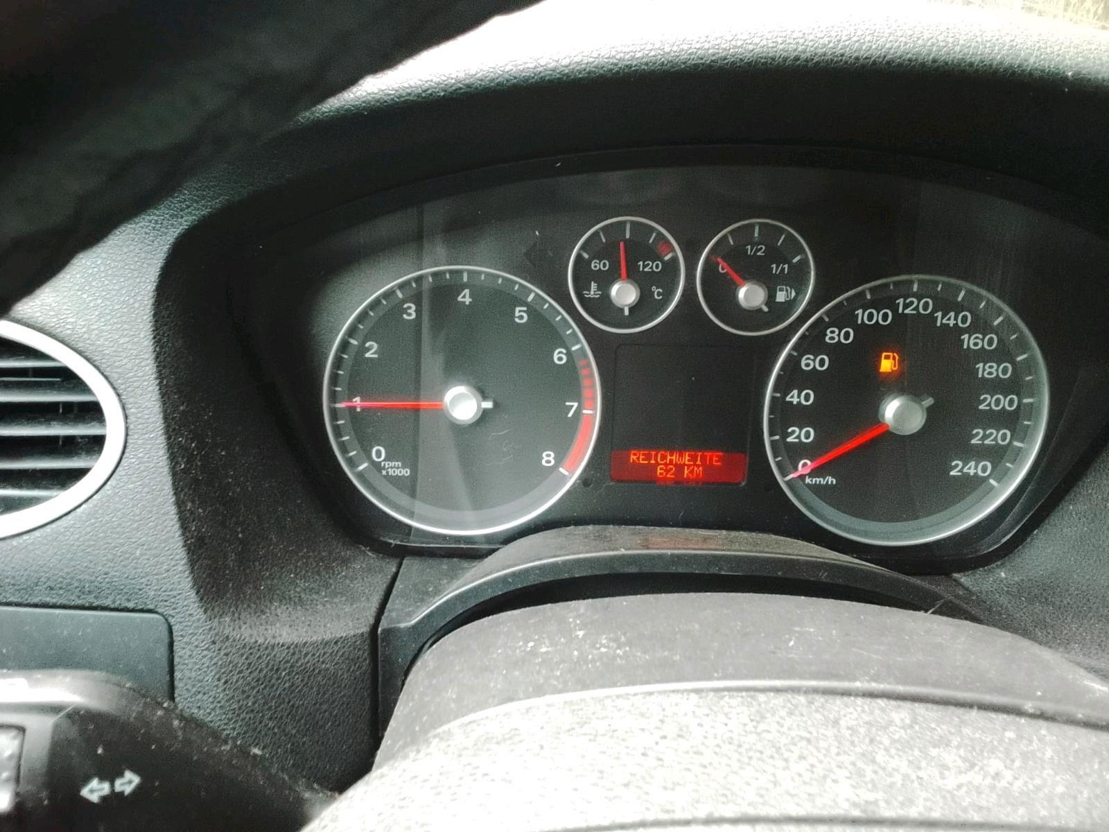 Ford Focus 2007 — photo 9