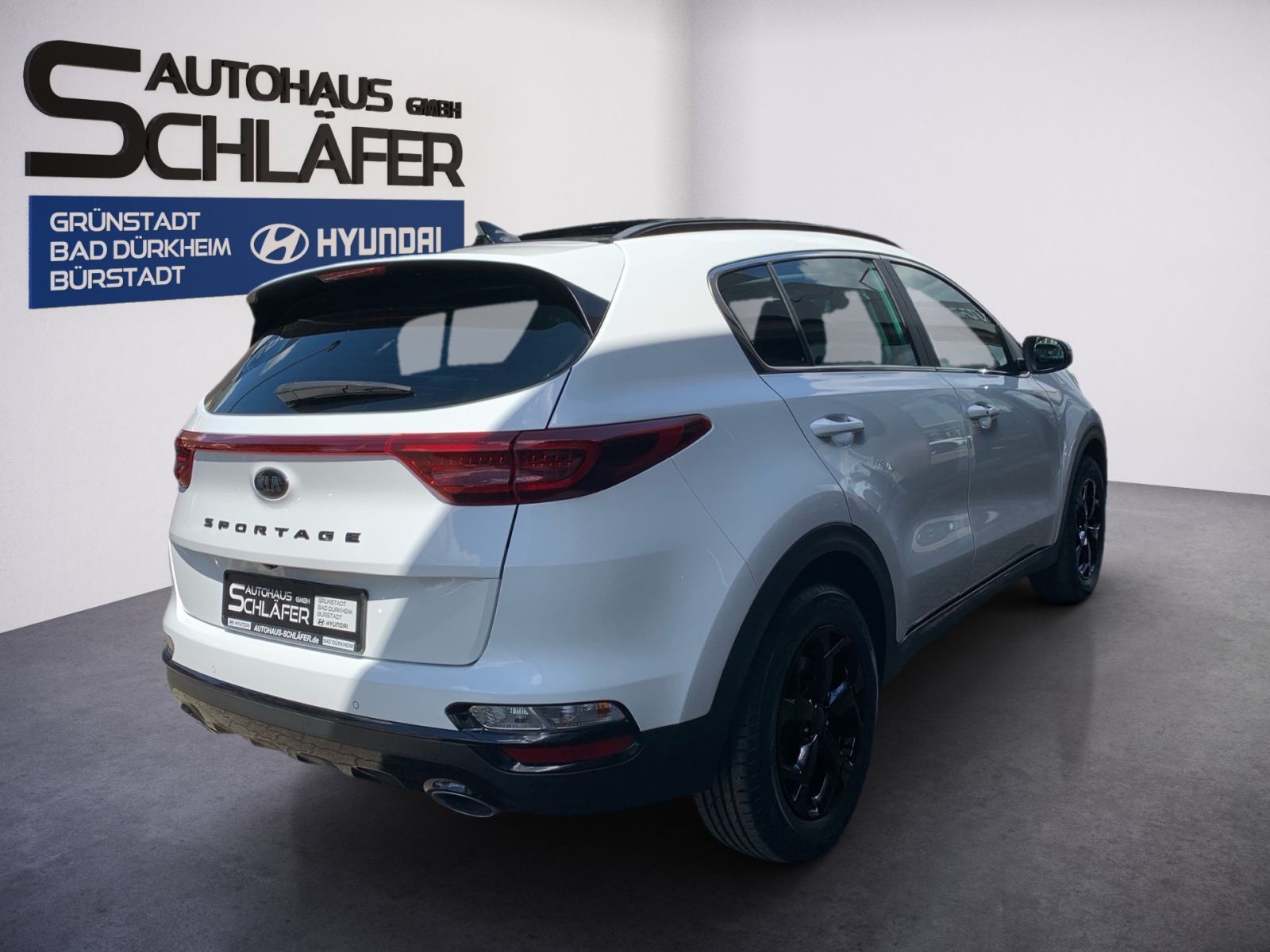 Fahrzeugabbildung Kia Sportage 1.6 T-GDI 7-DCT Black Edition Pan.Dach