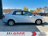 Nissan Tiida 1.8 Schaltgetriebe - Acenta - Nissan Tiida: Limousine