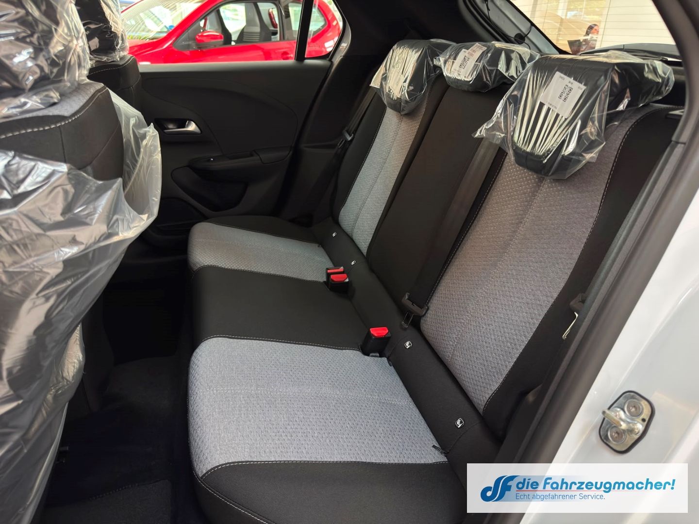 Fahrzeugabbildung Opel Corsa-e F e Edition Digitales Cockpit LED Apple