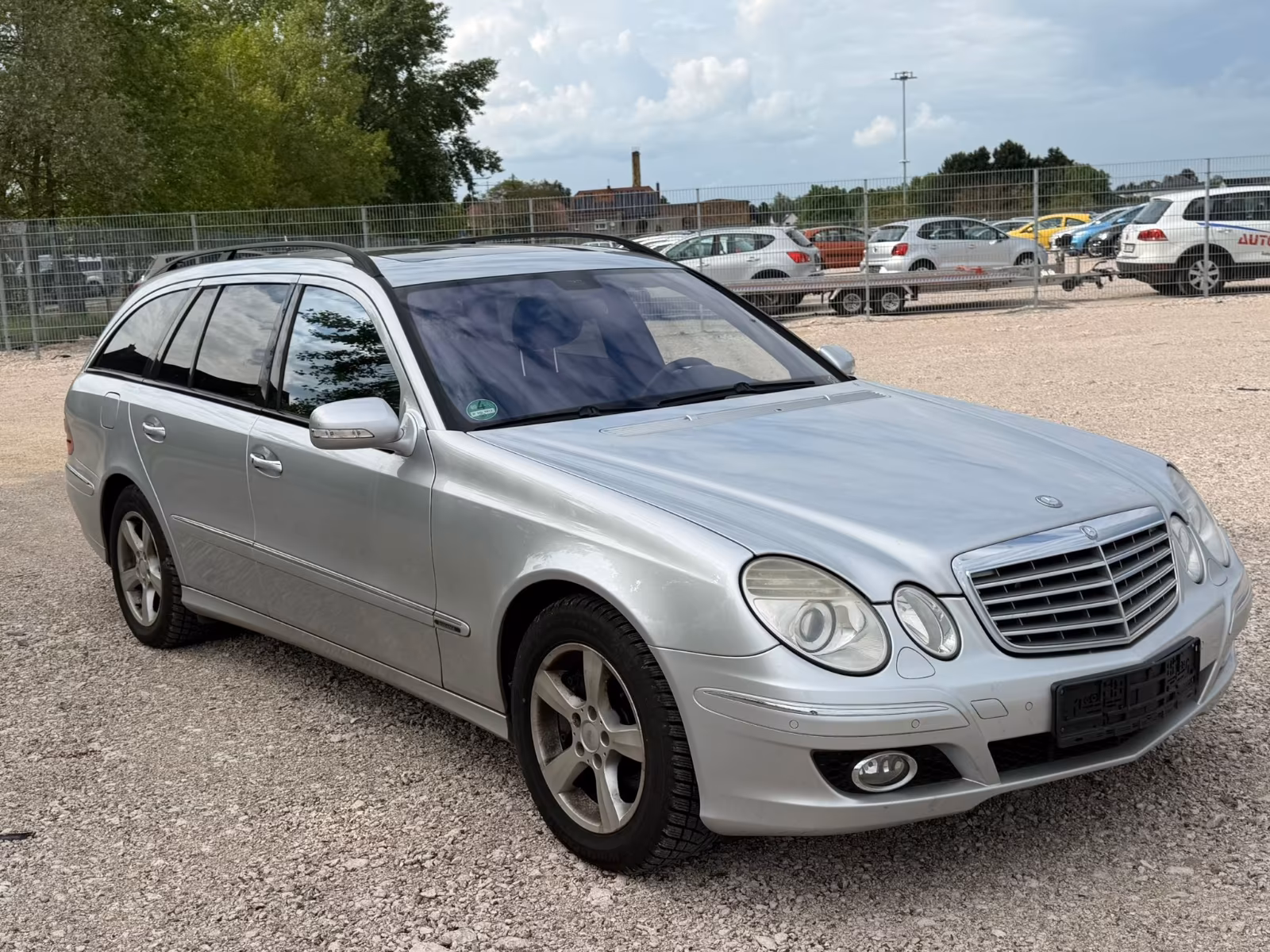 Mercedes-Benz E 350 Tüv 05/2028 Vollausstattung AHK