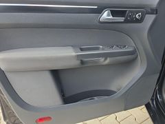 VW Touran 2.0 TDI Highline DSG /Xenon/