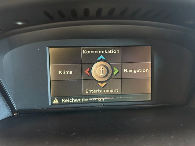 BMW 530 i Touring *Klima*Navi*Xenon*AHK*Freisprech*