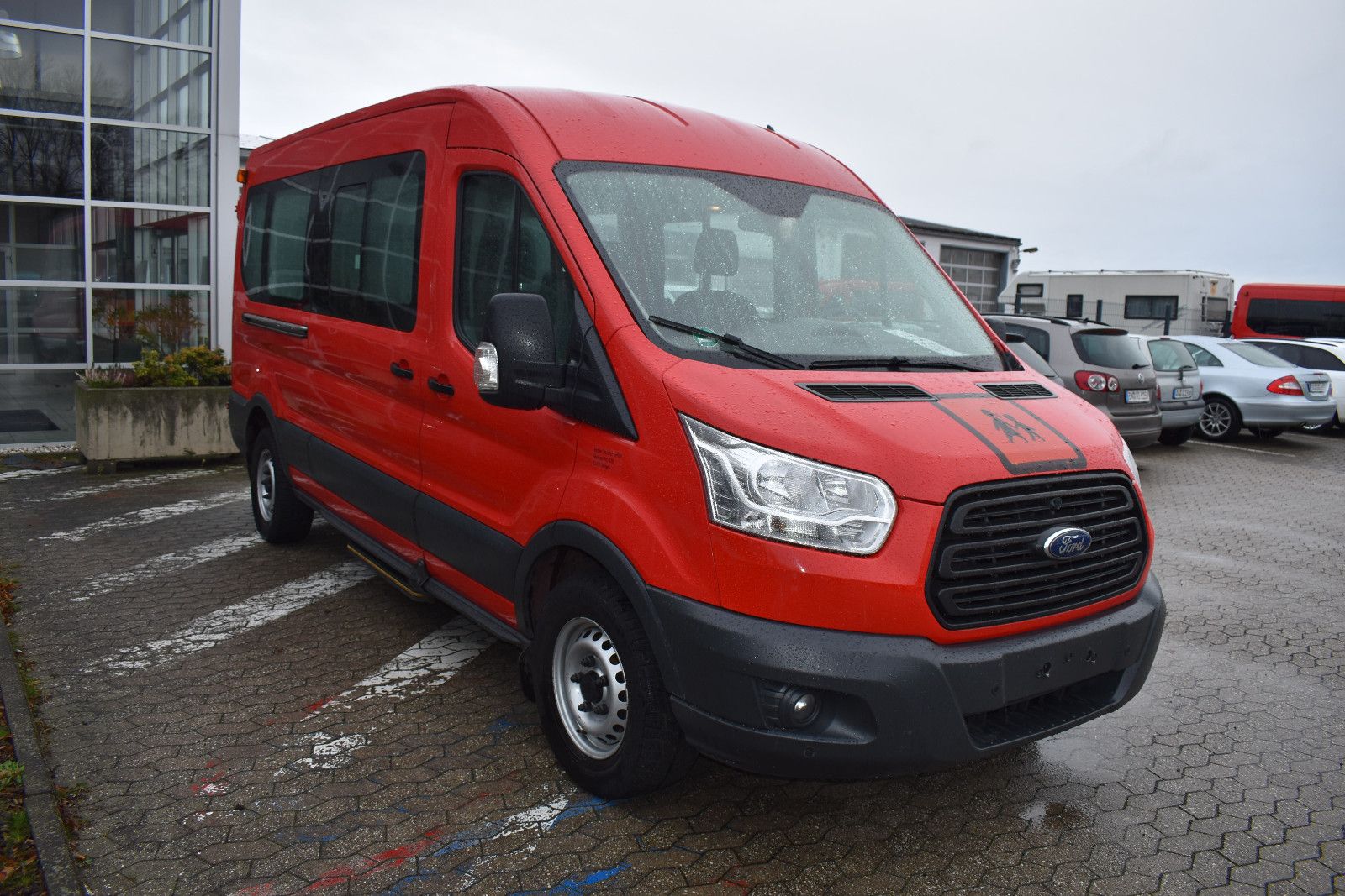 Fahrzeugabbildung Ford Transit Kombi 350 Behindertengerecht *4368 Klima