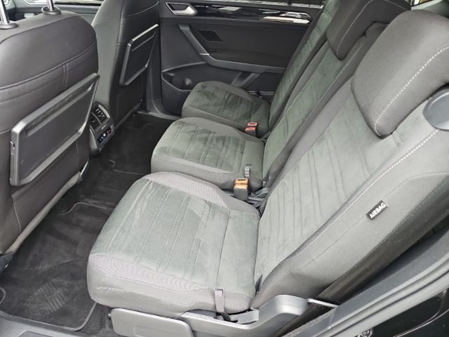 Fahrzeugabbildung Volkswagen Touran 2.0 TDI HIGHLINE 7-SITZER KAMERA AHK TRAI