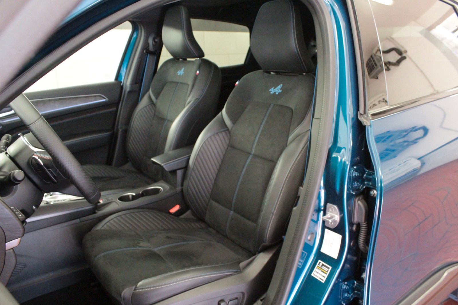 Fahrzeugabbildung Renault Arkana Mild Hybrid 160 EDC Esprit Alpine*15059*