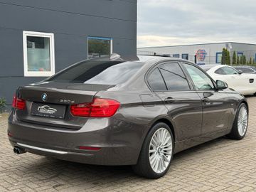 BMW 330 - 6
