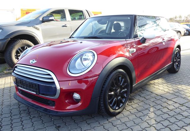 MINI Cooper 1.5 Panorama PDC Klimaautomatik StartStop