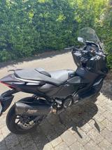 Yamaha TMAX560 TechMax AKRAPOVIC - YAMAHA TMAX 560