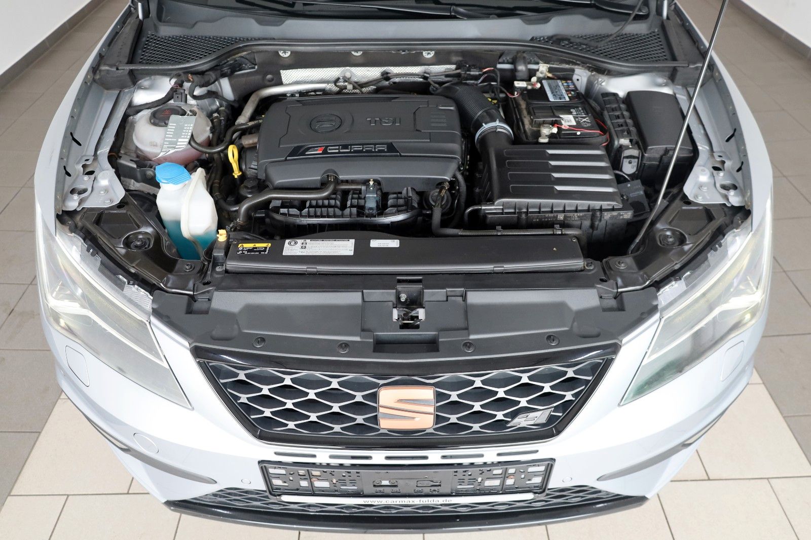 Fahrzeugabbildung SEAT Leon ST Cupra 300 4Dr.,T.Leder,Navi,Kamera,Panor