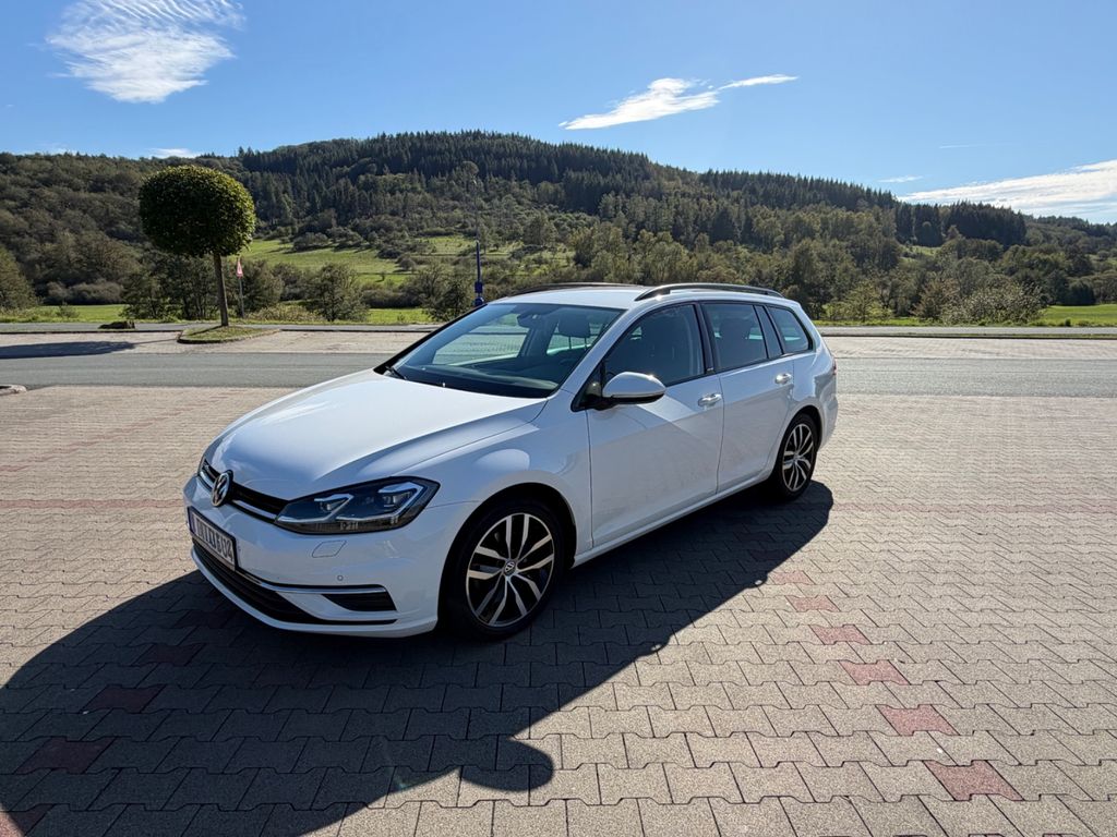 Image of Volkswagen Golf