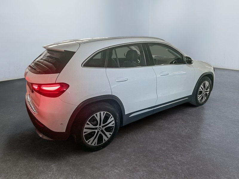 Mercedes-Benz GLA 180 d PROGRESSIVE AHK KAMERA SPUR PDC SHZ foto 5