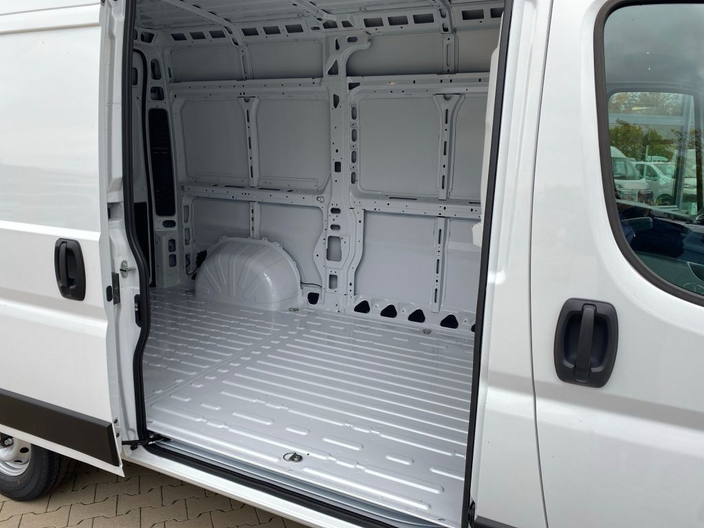 Fahrzeugabbildung Citroën Jumper 2.2 Diesel L2H2 *Navi*360 Grad*Allwetter*