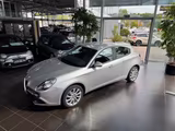 Alfa Romeo Giulietta Basis KLIMA NAVI - silberne Alfa Romeo Giulietta