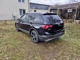 Volkswagen Tiguan Allspace Highline 1.5 TSI 7Sitzer - VW Tiguan Allspace von privat