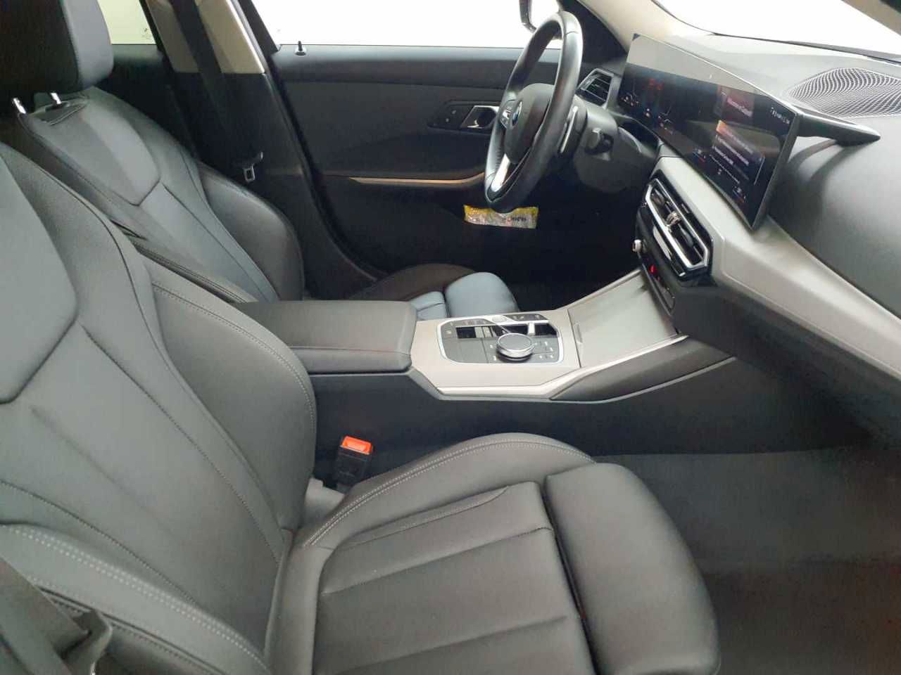 BMW 320i Touring Aut. Navi Leder SHZ LED  foto 12