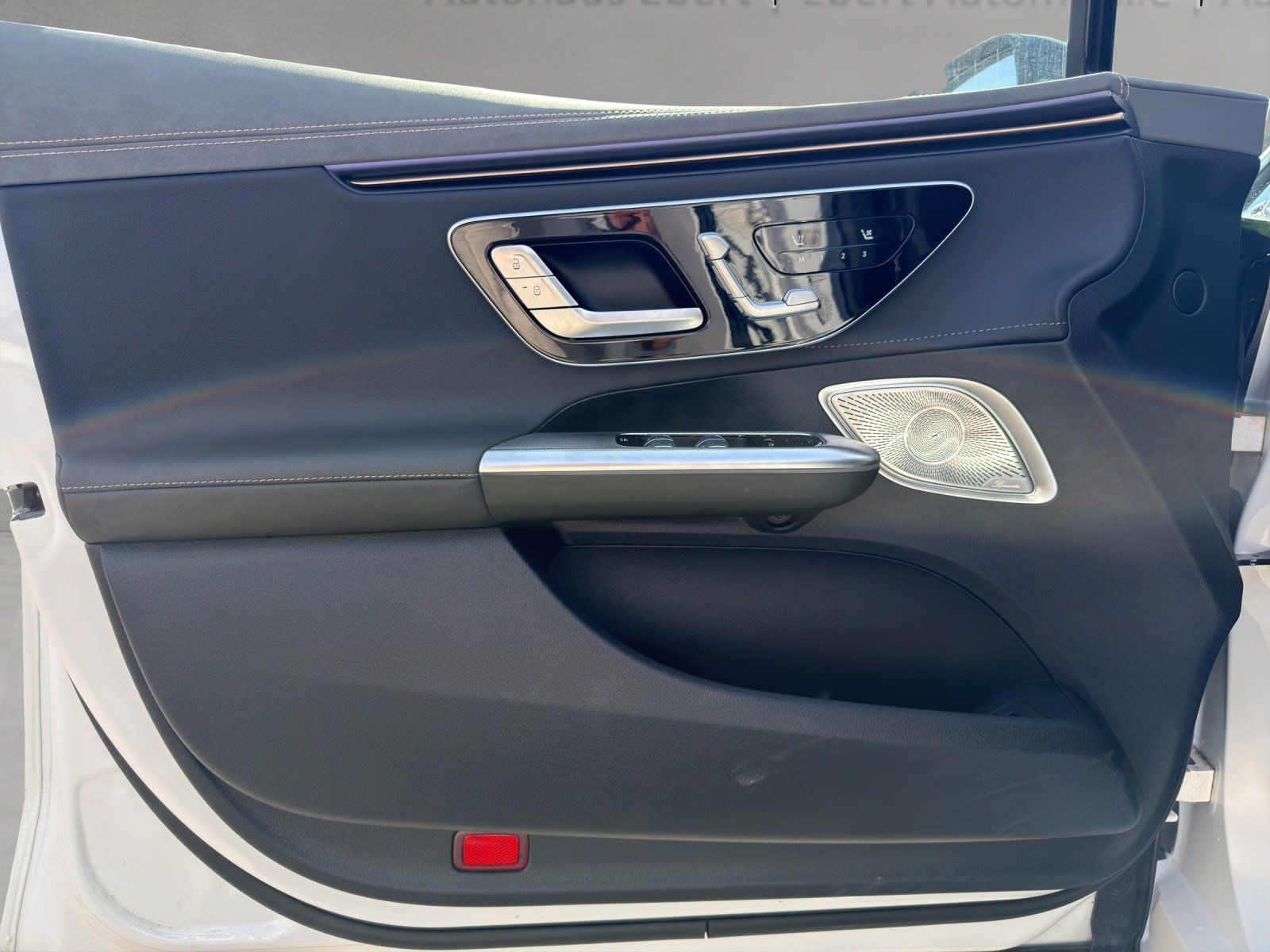 Fahrzeugabbildung Mercedes-Benz EQE350 AMG Prem+ AIRMATIC Sitzklima HAL Memo HUD