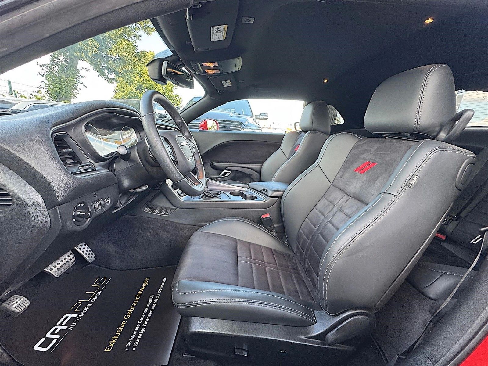 Fahrzeugabbildung Dodge Challenger 6.4 V8 SRT 392 SCAT PACK Performance