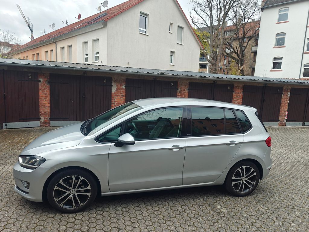 Image of Volkswagen Golf Sportsvan