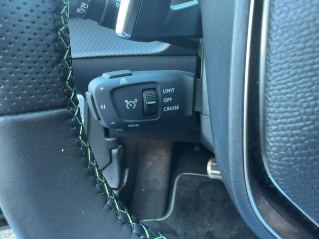 Foto Nummer 15: PEUGEOT 2008