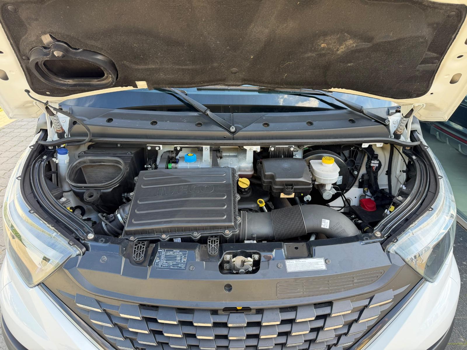 Iveco Daily 35S14 Automatik Klima 3-Sitzer Lang