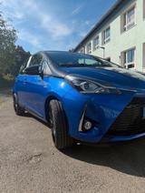 Toyota Yaris 1,5-l-VVT-i Hybrid CVT Style Selection... - Toyota Yaris: Blau