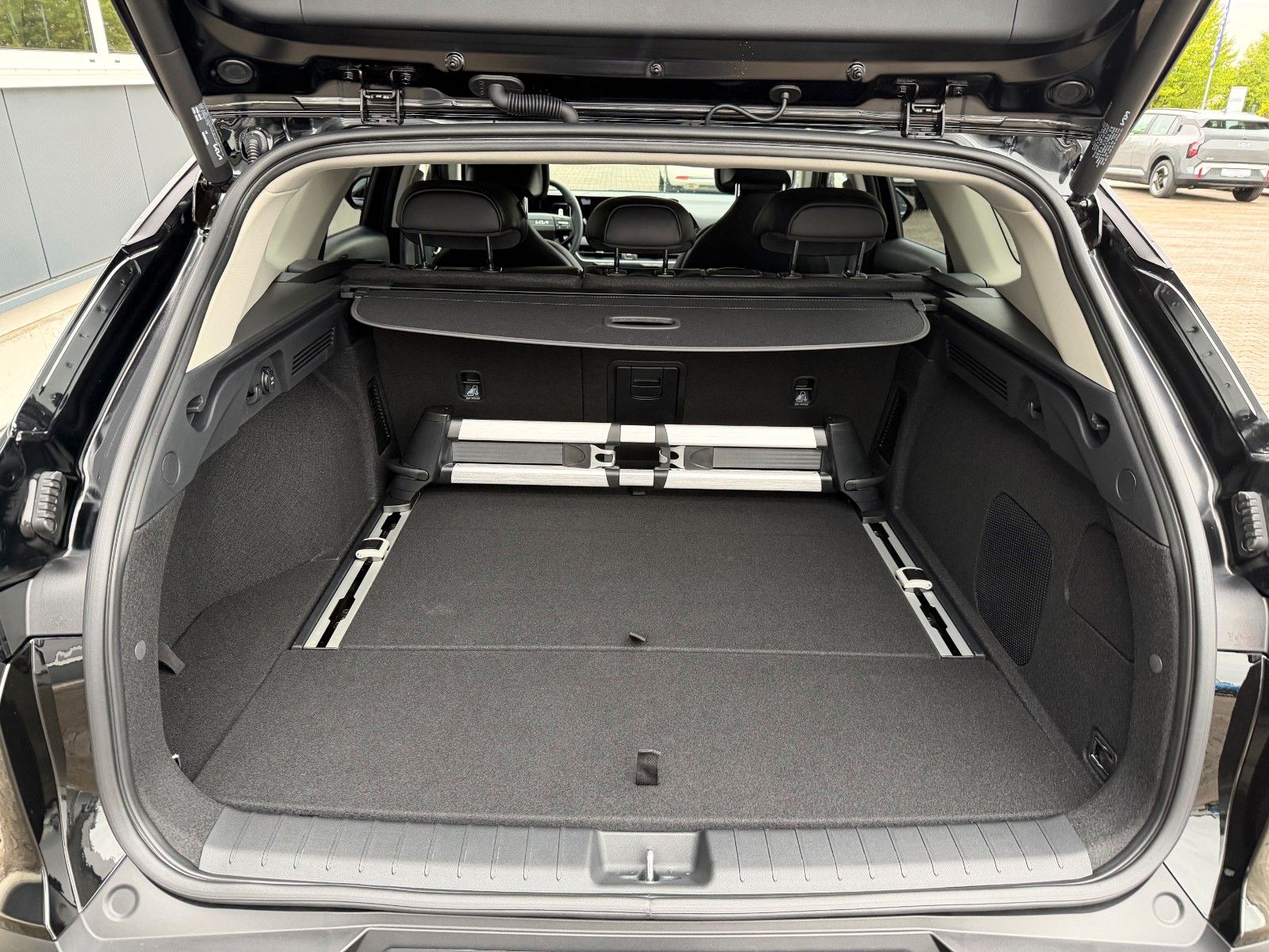 Fahrzeugabbildung Kia K4 Sportswagon 1.6 T-GDI 110kW DCT Spirit DWP SD