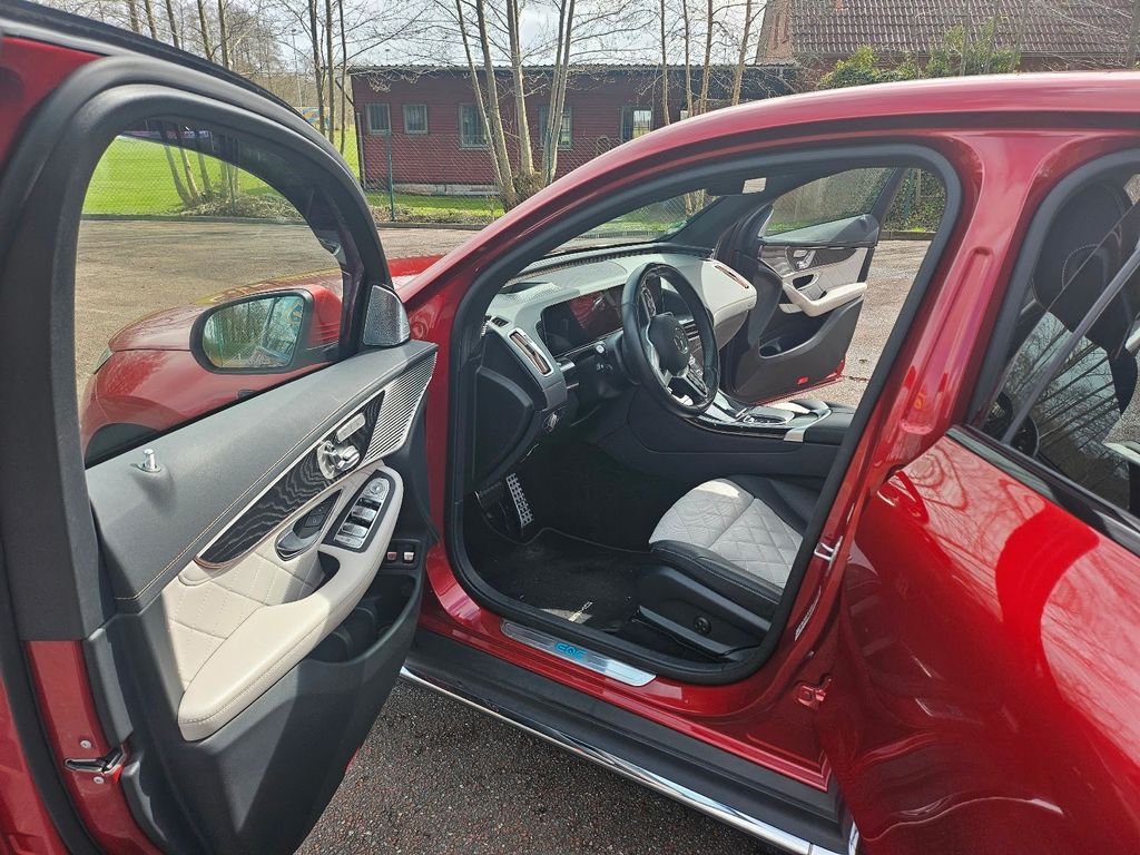 Image of Mercedes-Benz EQC