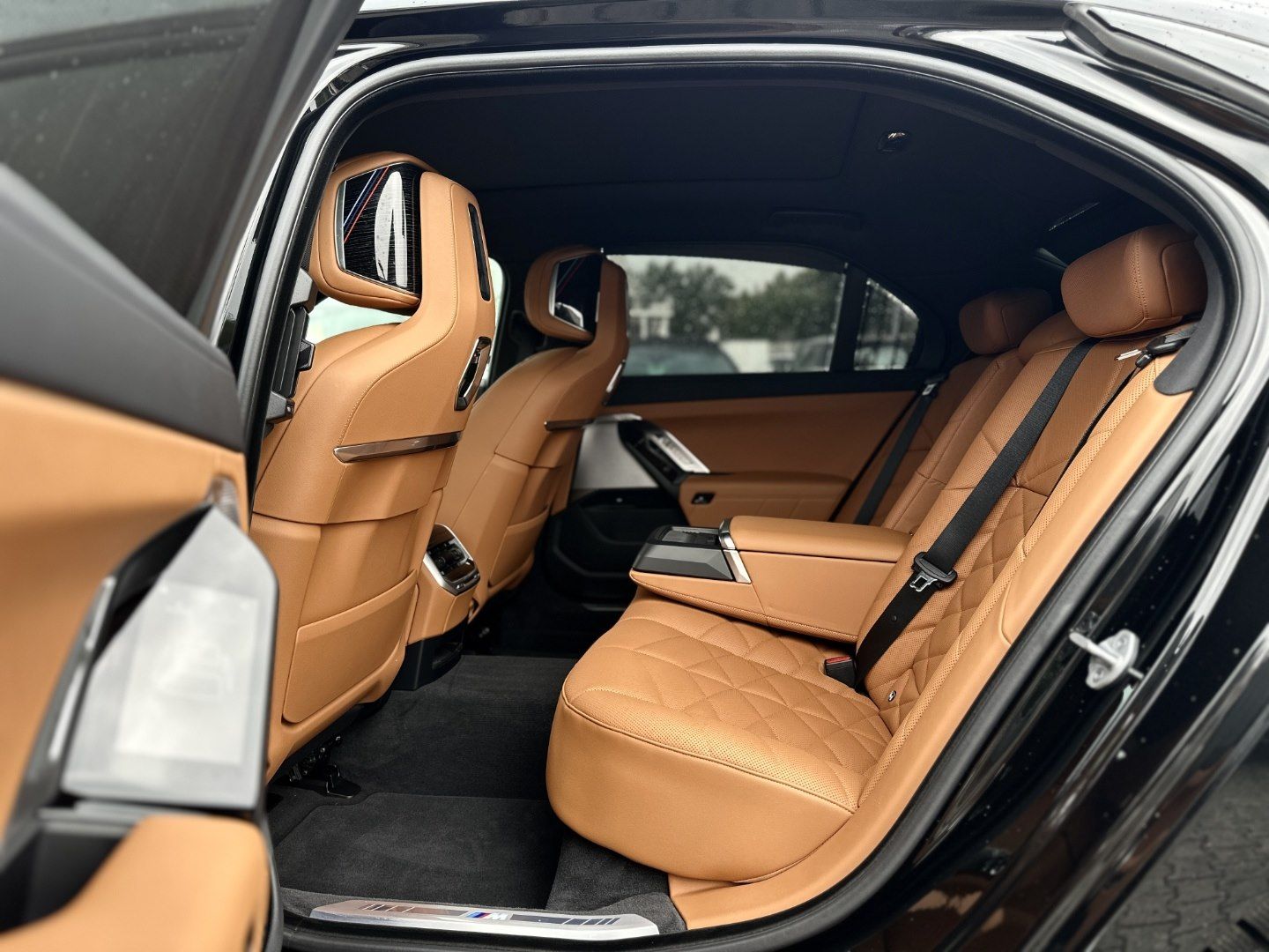 BMW 740 - Bild 16