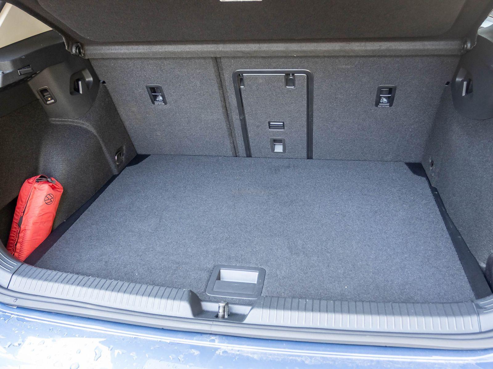 Volkswagen Golf VIII Goal 1.5 eTSI DSG Navi Matrix ACC AHK, миниатюра 21