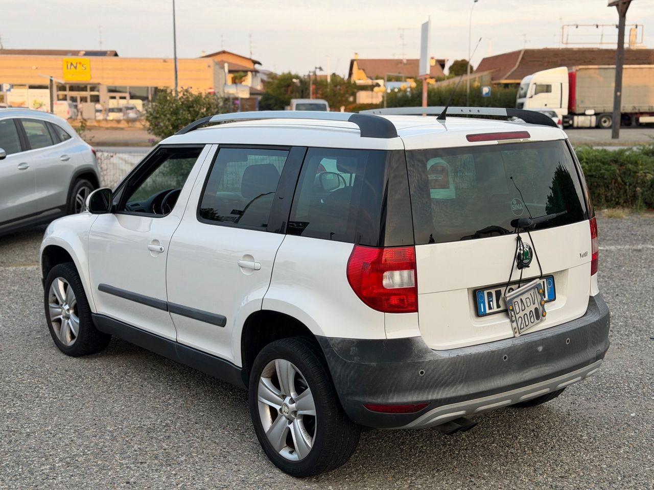 Skoda Yeti 2010 — interior