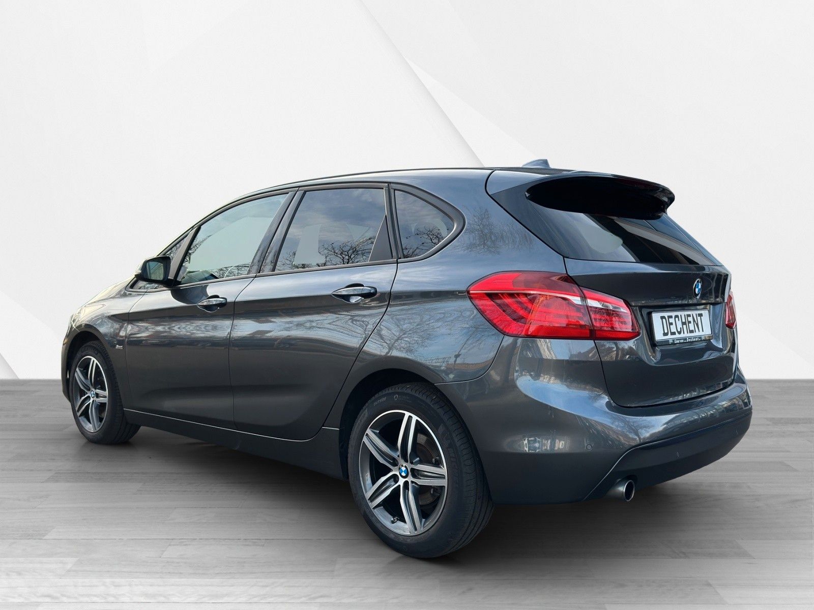 Fahrzeugabbildung BMW 218i  Active Tourer Sport Line AHK LED