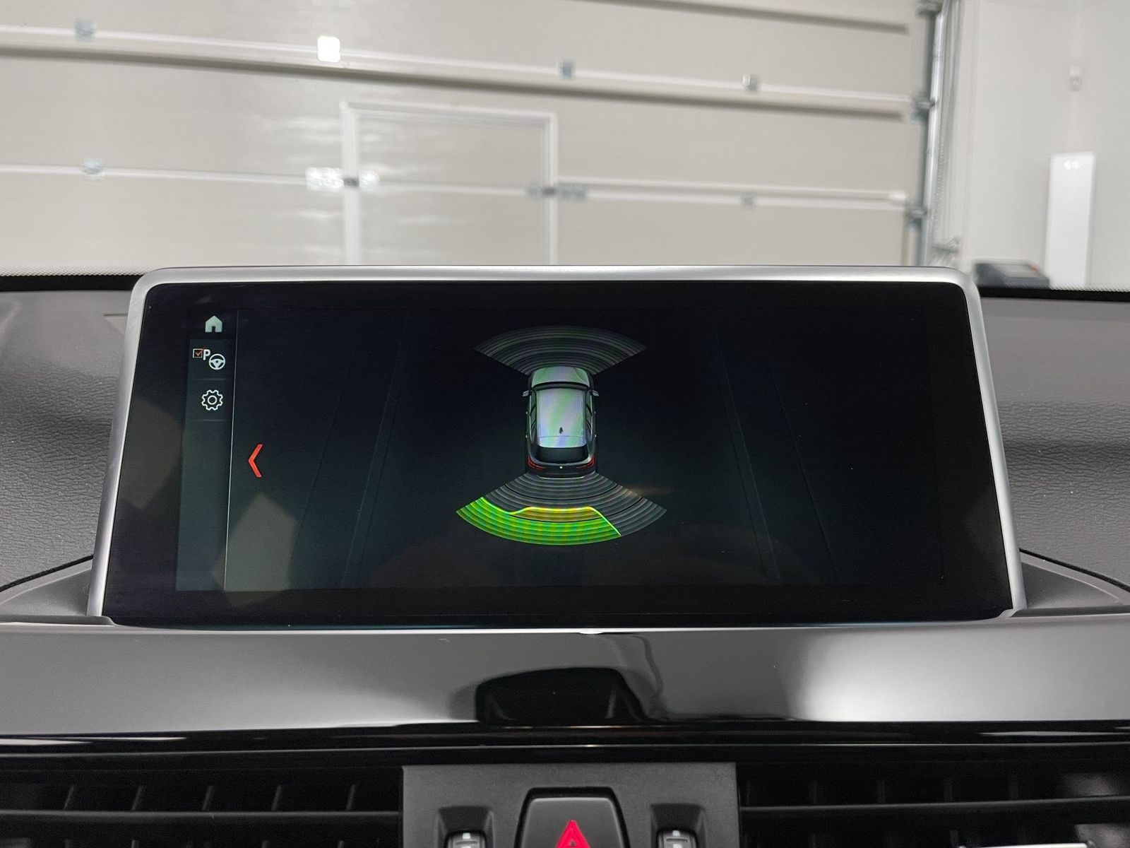 BMW X1 sDrive20i Sport Line NAVI AHK HUD LED Komfort foto 18