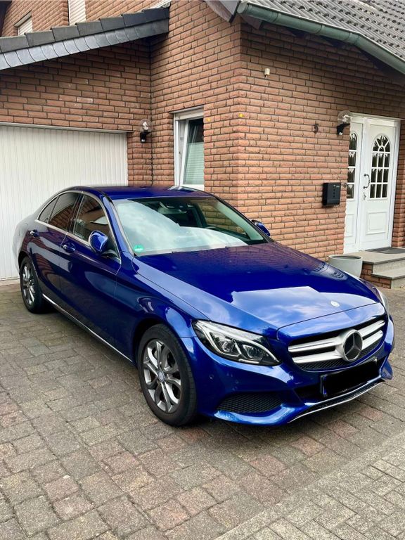 Image of Mercedes-Benz C 300