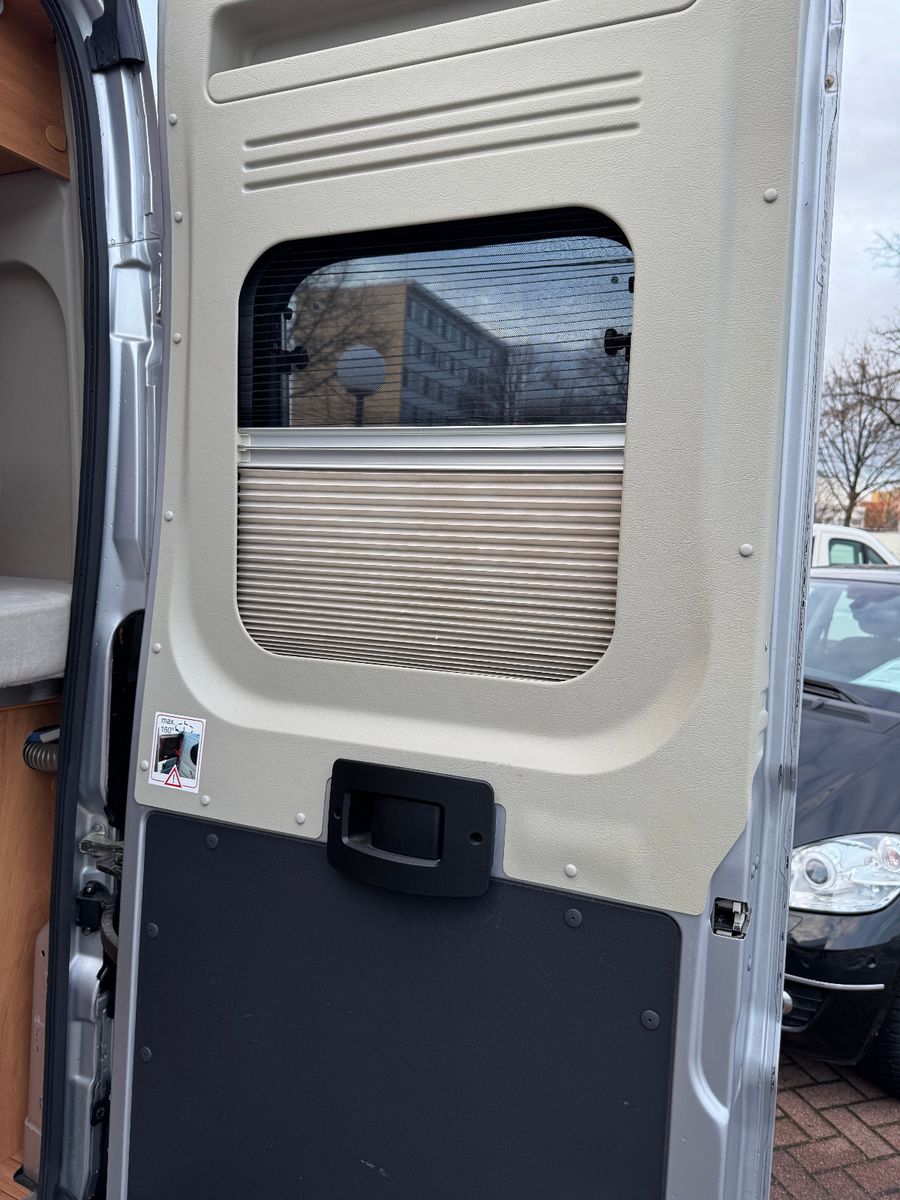 Fahrzeugabbildung Pössl 600 2WIN R PLUS CITROEN RAUMBAD VOLL SCHECKHEFT