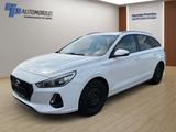 Hyundai i30cw 1.4 Comfort ISG - Hyundai i30 Comfort mit Benzin-Antrieb
