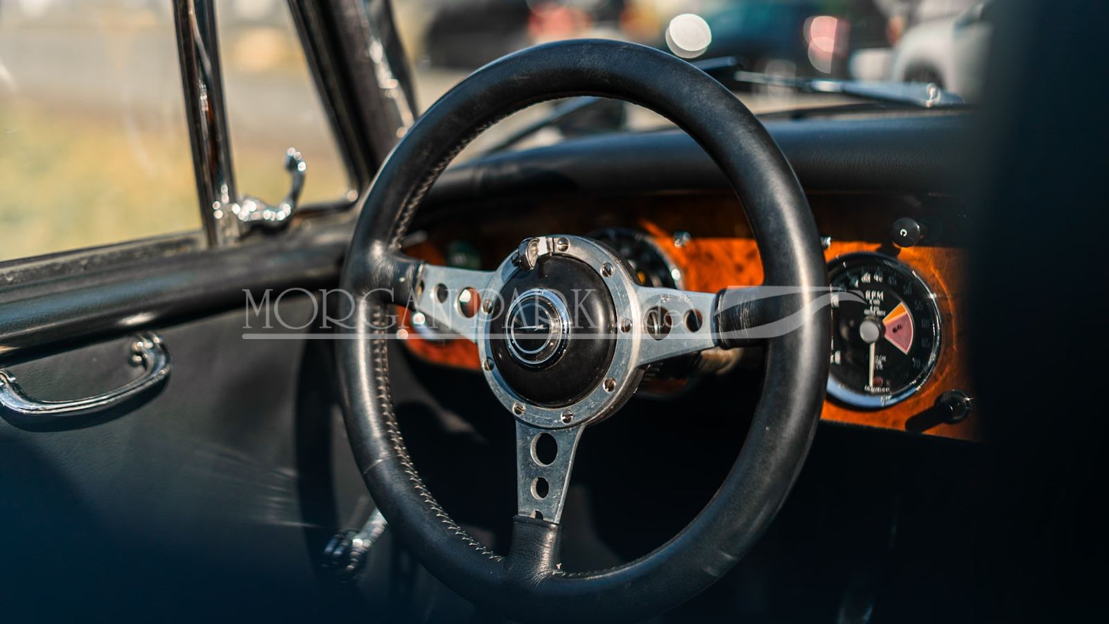 Fahrzeugabbildung Austin Healey BJ8  3000 MK III 1964   Lesen Sie den Text !