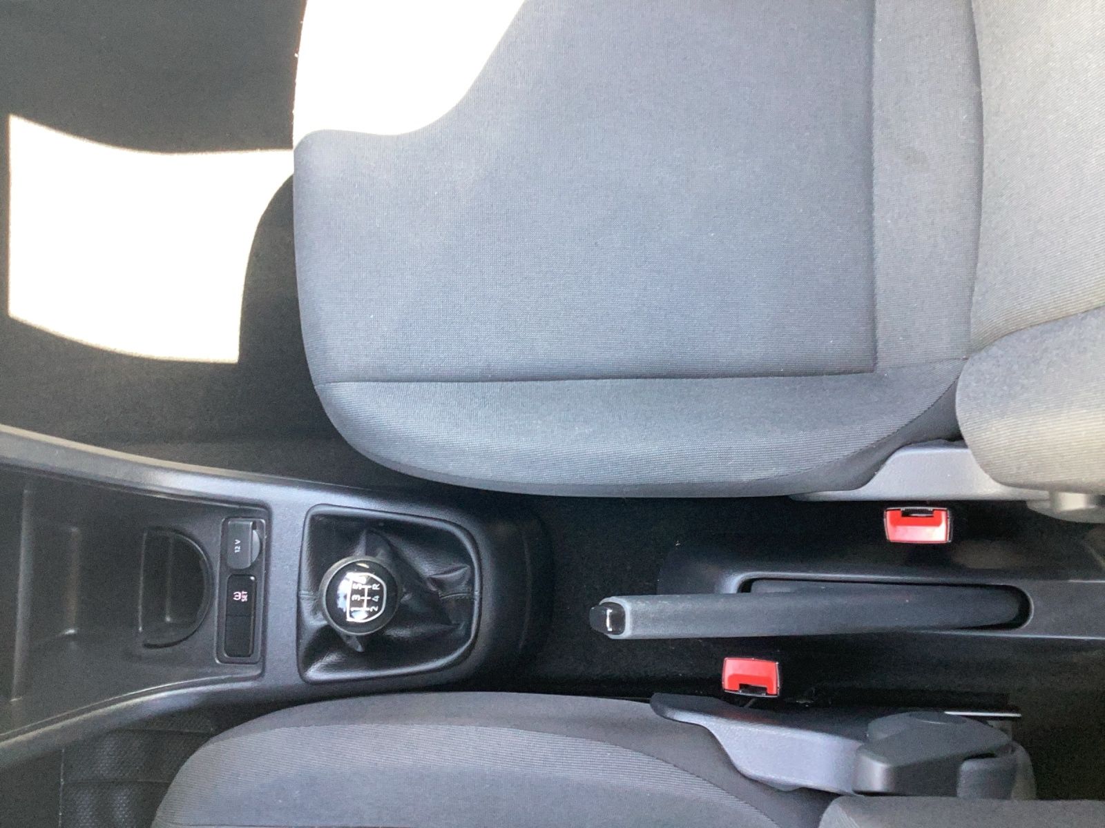Fahrzeugabbildung Volkswagen up! 1.0 Basis Klima DAB GRA RFK SH