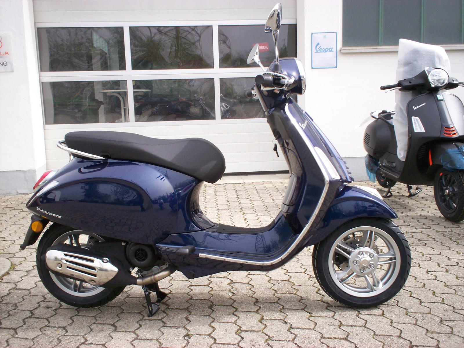 Vespa Frühlingsaktion Primavera 125 ABS