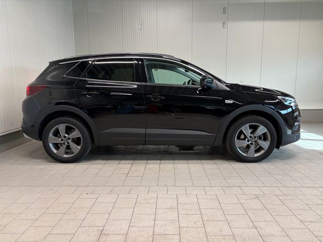 Grandland X Ultimate 1.2 Turbo AHK LED TEMP