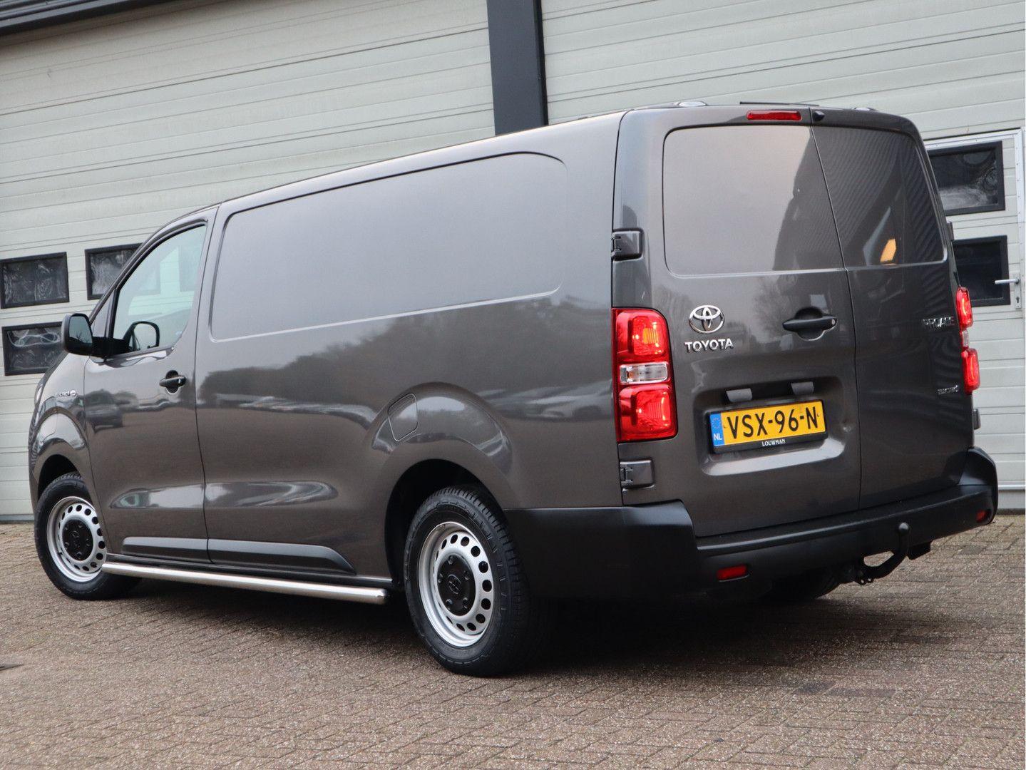 Toyota PROACE Electric Worker 50 kWh SoH 94,9 % Snellad