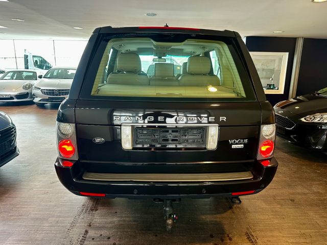 Fahrzeugabbildung Land Rover Range Rover V8 TD Vogue