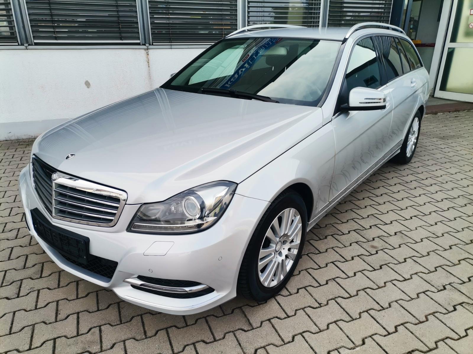 Mercedes-Benz C 220 C T-Modell C 220 CDI BlueEfficiency