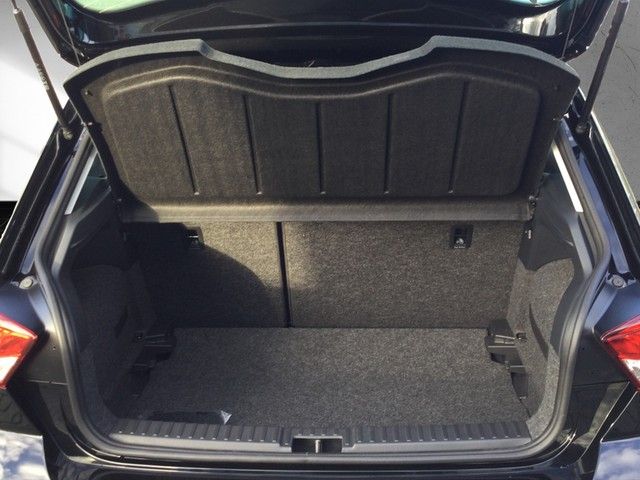 Fahrzeugabbildung SEAT Ibiza TSI Style DSG LED VC ACC RFK SH