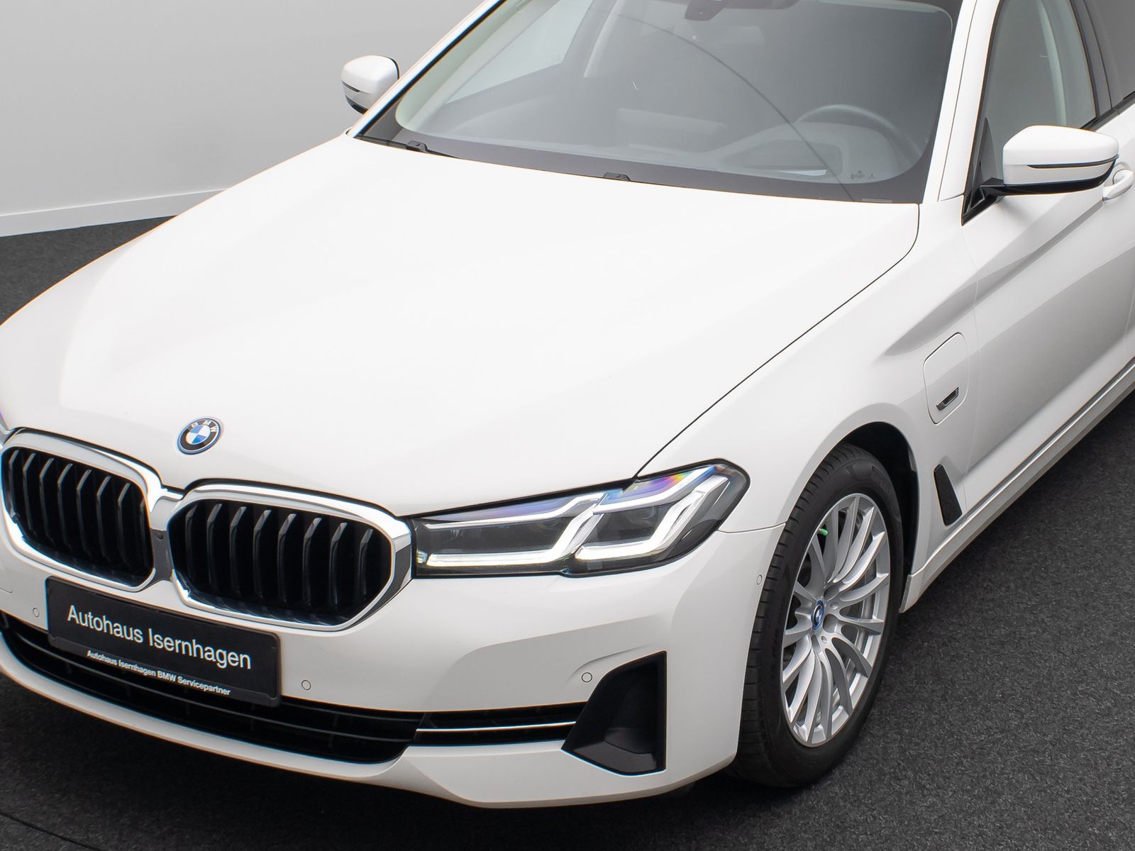 Fahrzeugabbildung BMW 530e 360°Laser HUD DAB HiFi Komfort Alarm Sport
